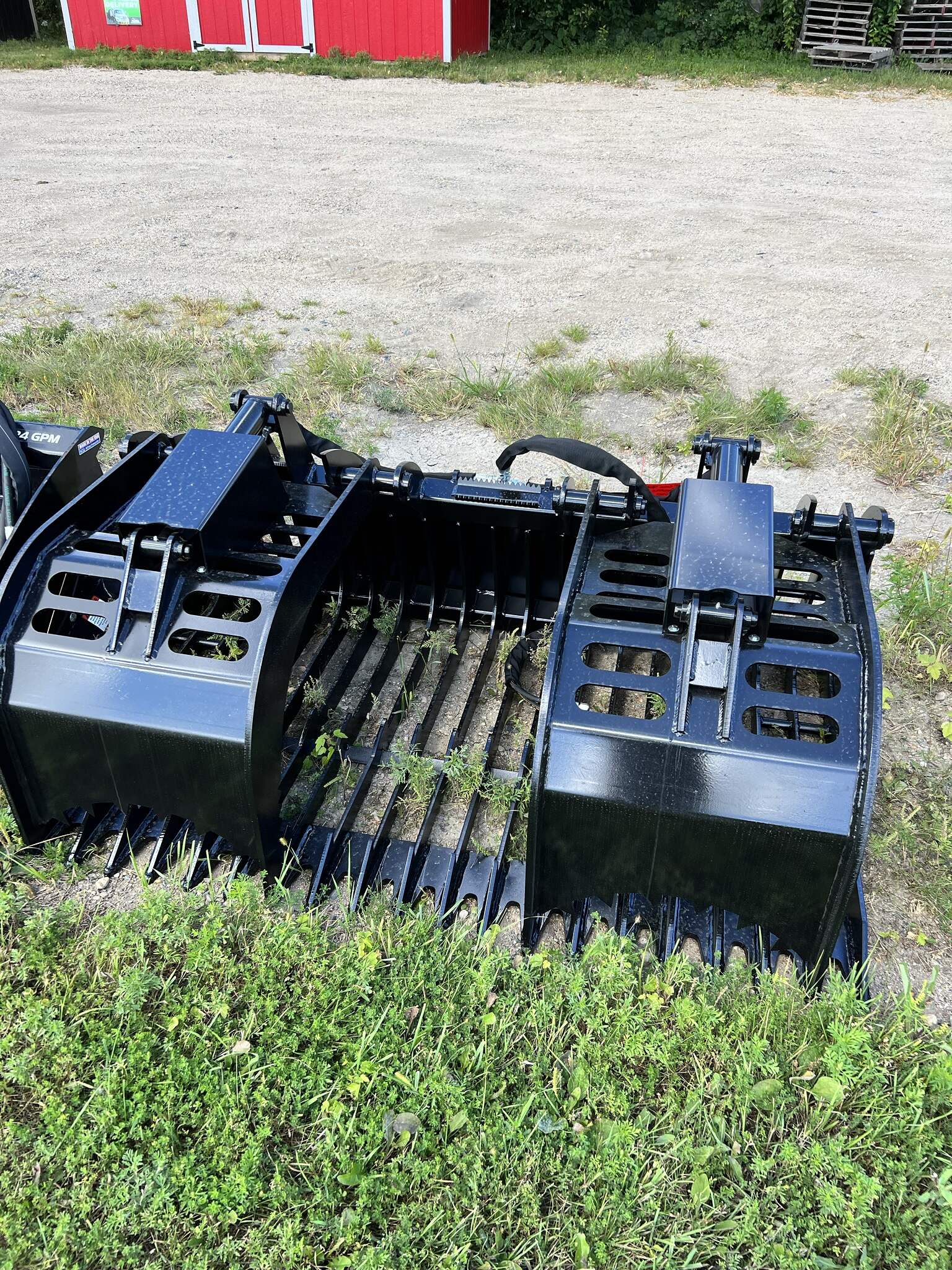 74" Rock + Brush Grapple - Image 11